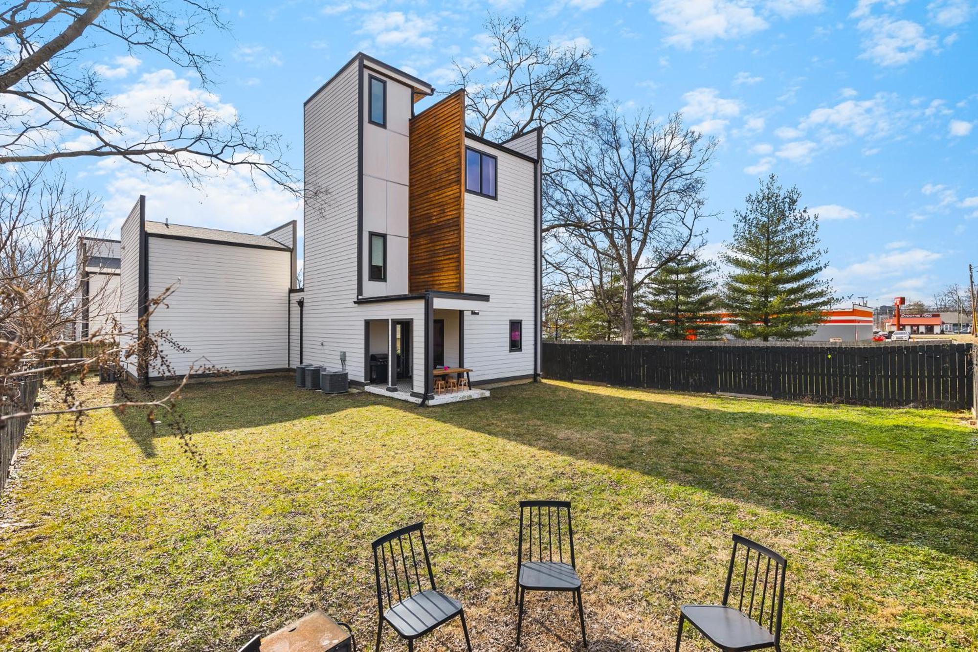 Modern Luxury Rooftop Deck, 3 Mi To Downtown ナッシュビル エクステリア 写真