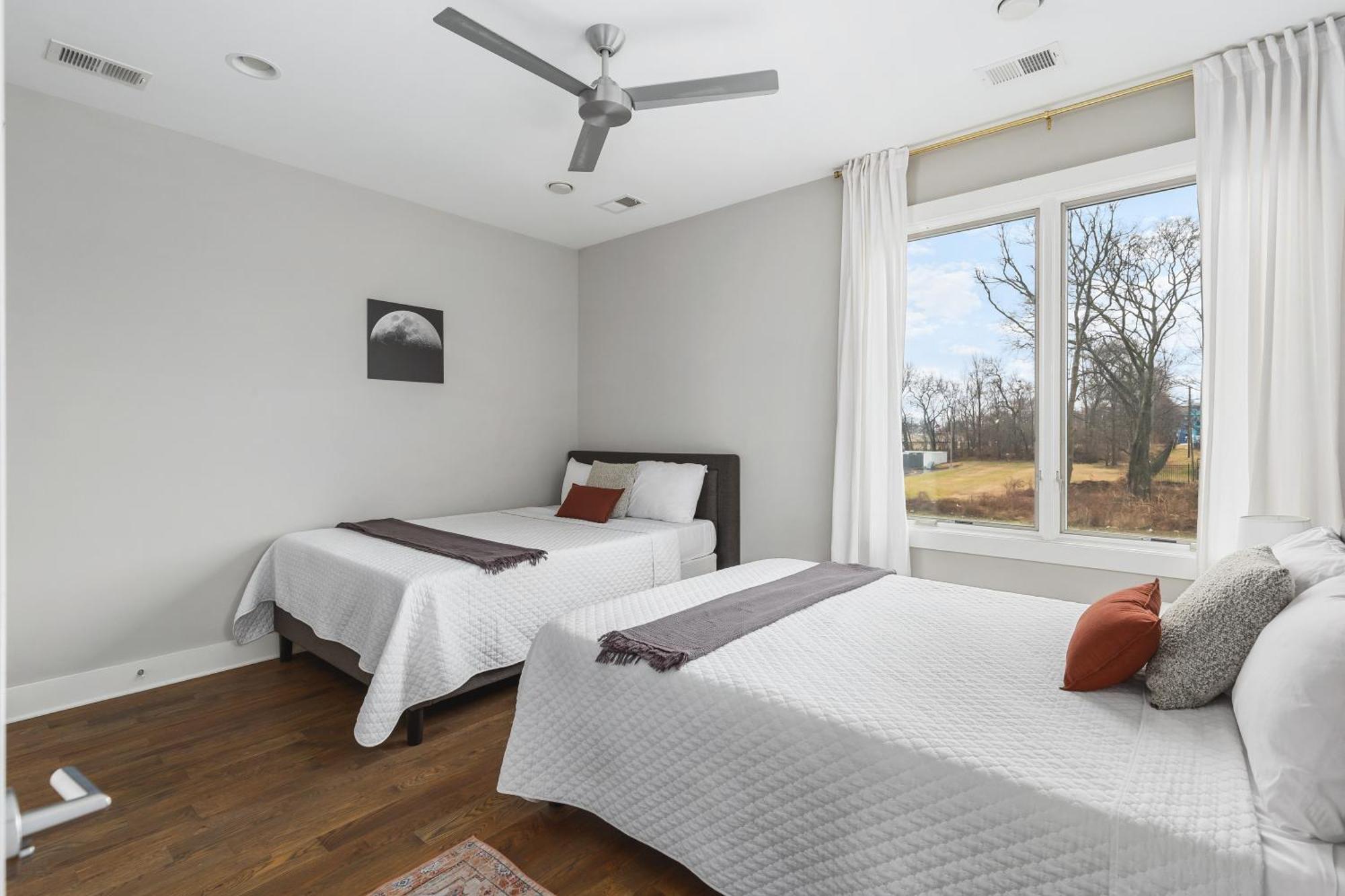 Modern Luxury Rooftop Deck, 3 Mi To Downtown ナッシュビル エクステリア 写真